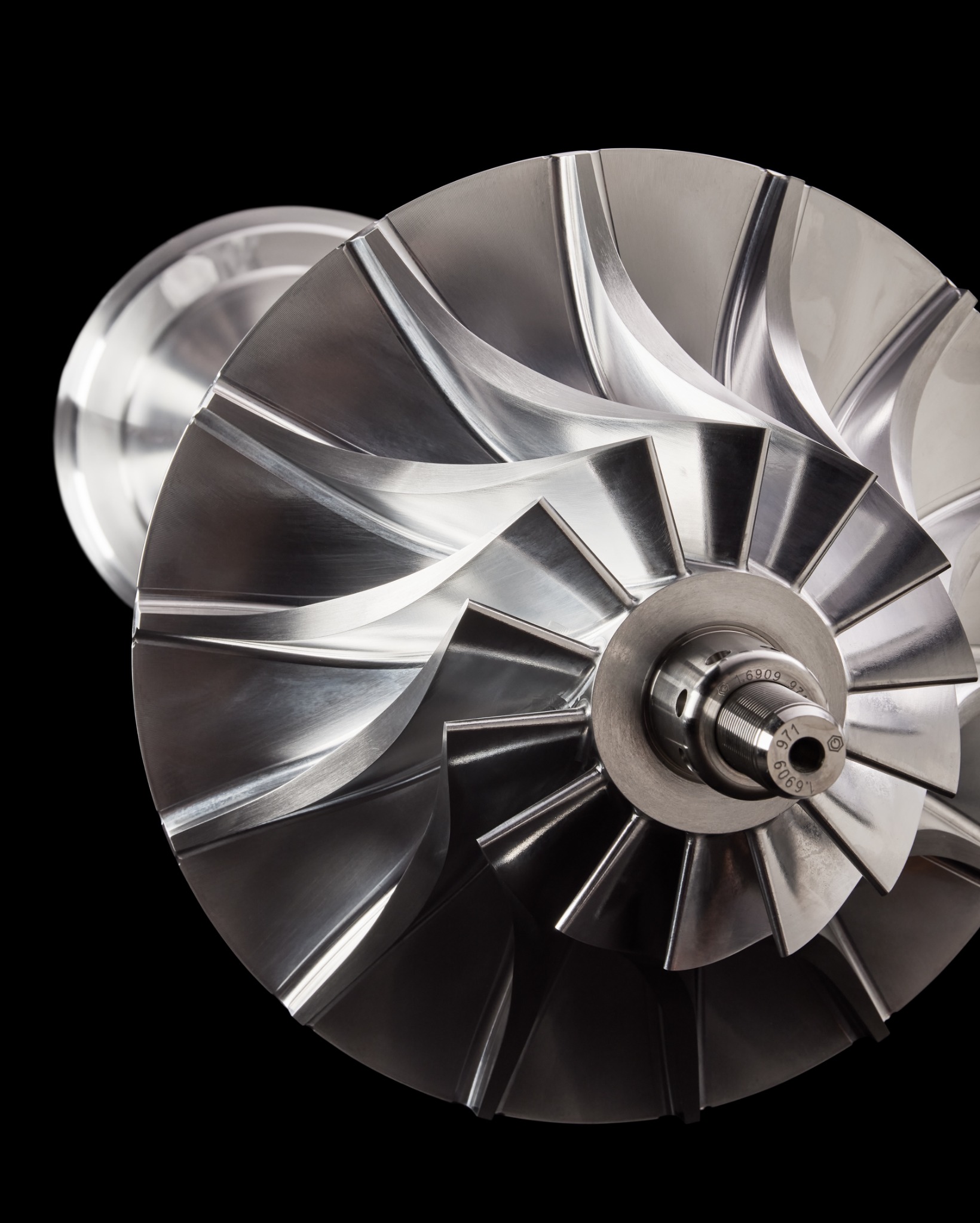 Precision-engineered JCL turbomachine component